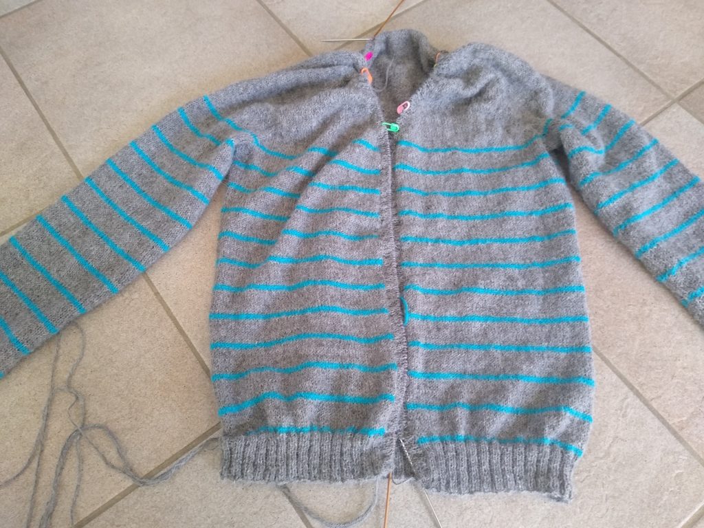 paulie cardigan, knitting, breien, stricken, i cord bind off, 