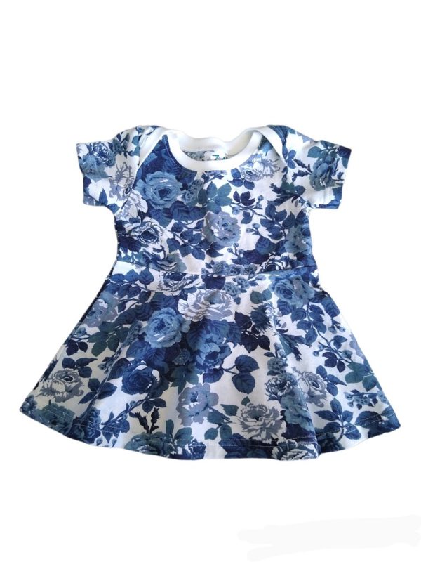 Jurkje wit met blauwe bloemen maat 74