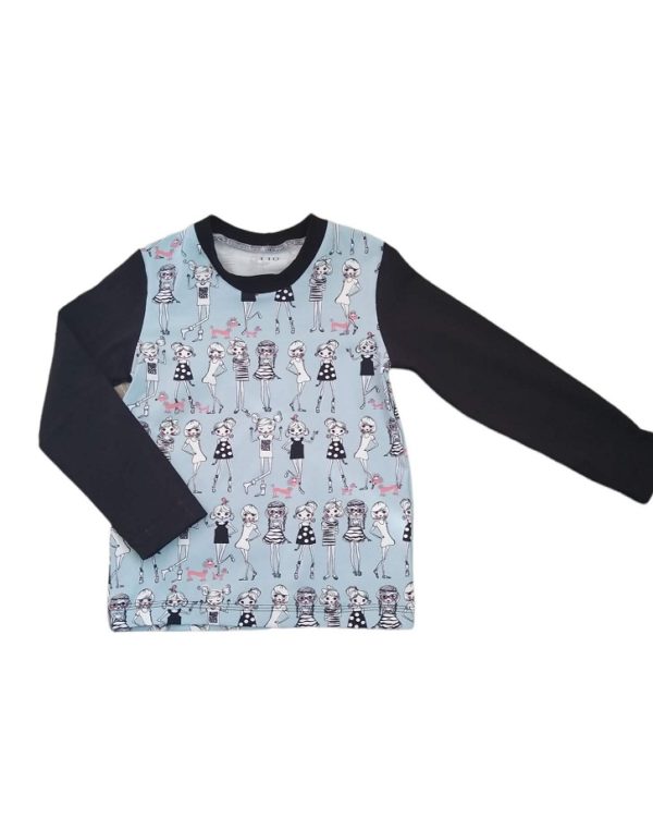 Longsleeve lichtblauw/zwart met meisjes, maat 110
